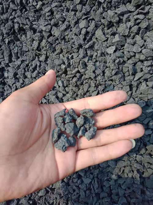 鑄造用高熱量二級焦炭 益深廠家高碳低硫焦炭塊的品質解析與應用價值